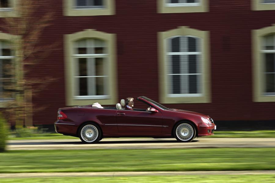  Mercedes-Benz CLK320 CDi Cabriolet 2007 года  (фото 14 из 35)